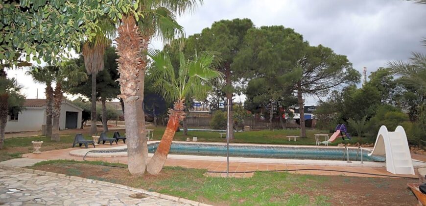 CASA DE CAMPO AL LADO DE LA UNIVERSIDAD