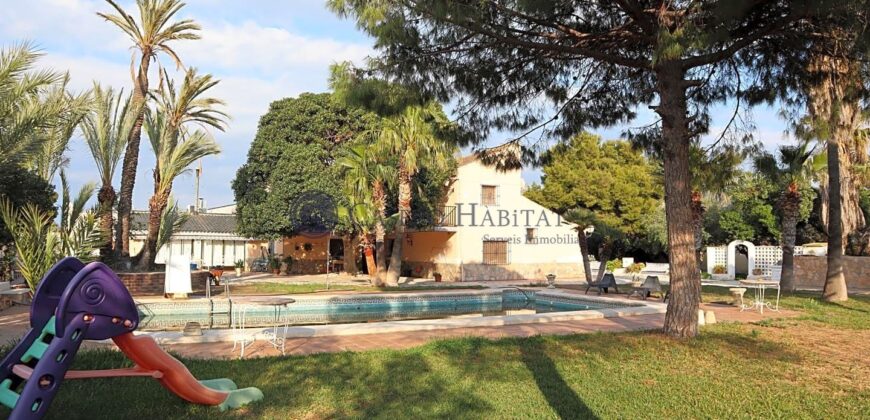 CASA DE CAMPO AL LADO DE LA UNIVERSIDAD