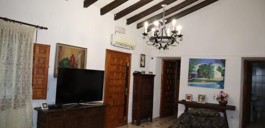 CASA DE CAMPO AL LADO DE LA UNIVERSIDAD