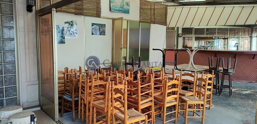GRAN LOCAL FRENTE AL PUERTO DEPORTIVO