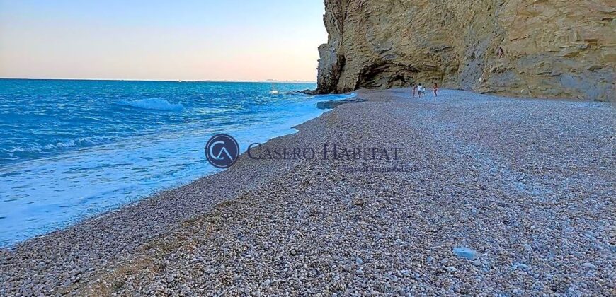 PLAYA PARAISO RECIEN RENOVADO- CON APARCAMIENTO COMUNITARIO