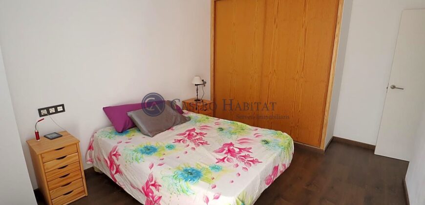 PISO REFORMADO CENTRICO Y CERCA DE LA PLAYA pero CON 2 HABITACIONES INTERIORES