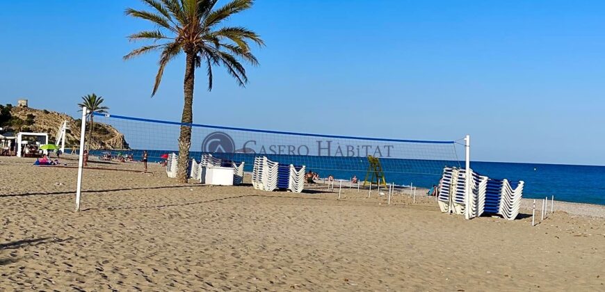 PISO REFORMADO CENTRICO Y CERCA DE LA PLAYA pero CON 2 HABITACIONES INTERIORES