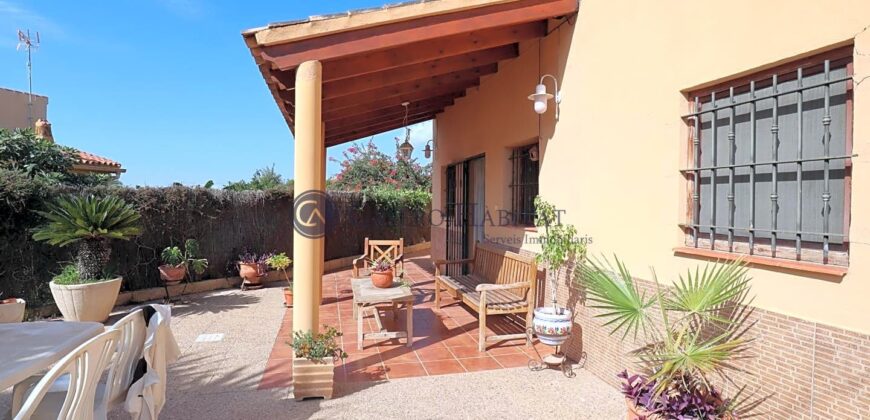 CASA DE CAMPO CHALET (no está permitido ampliar la vivienda)