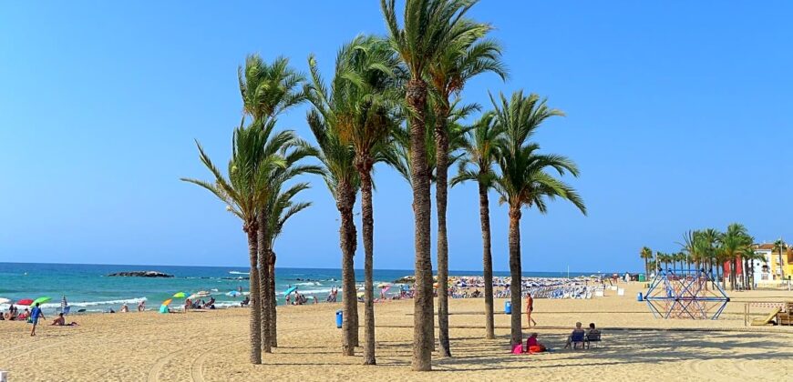 PISO CERCA DE LA PLAYA DE ARENA