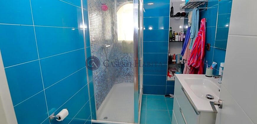 PISO REFORMADO CENTRICO Y CERCA DE LA PLAYA pero CON 2 HABITACIONES INTERIORES