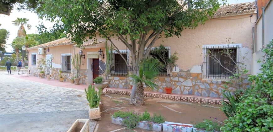 CASA DE CAMPO AL LADO DE LA UNIVERSIDAD