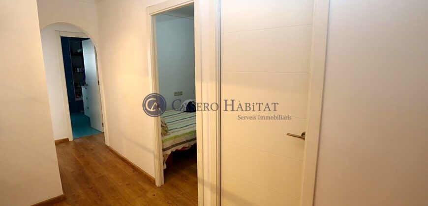 PISO REFORMADO CENTRICO Y CERCA DE LA PLAYA pero CON 2 HABITACIONES INTERIORES