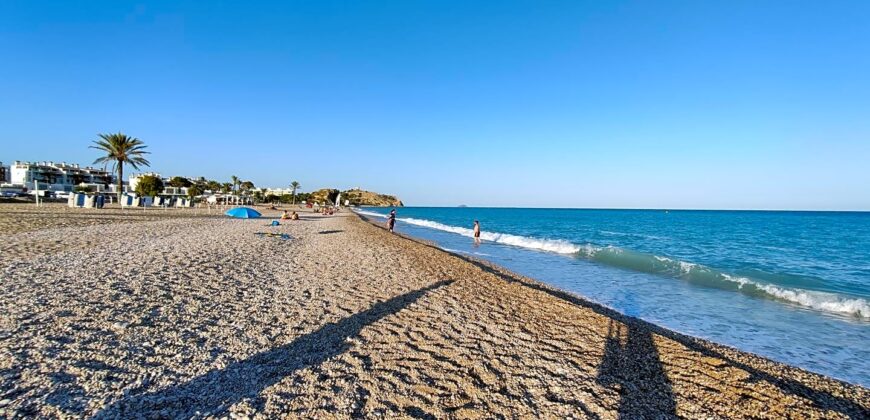 PISO CERCA DE LA PLAYA DE ARENA