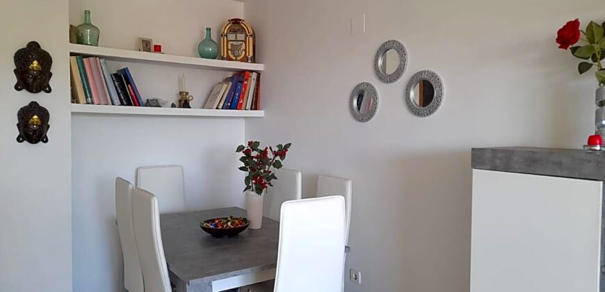 PISO CÉNTRICO CON GARAJE Y TRASTERO