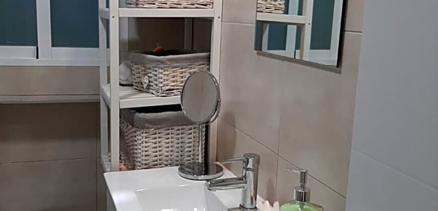 APARTAMENTO TOTALMENTE REFORMADO MUY CERCA DEL MAR