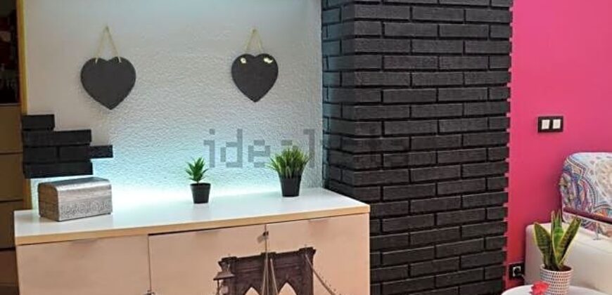 PISO MEJORADO CON GARAJE 2 COCHES