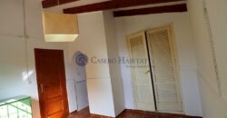 CASA DE CAMPO CHALET (no está permitido ampliar la vivienda)