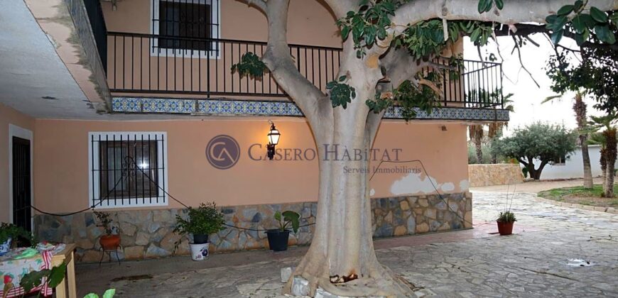CASA DE CAMPO AL LADO DE LA UNIVERSIDAD
