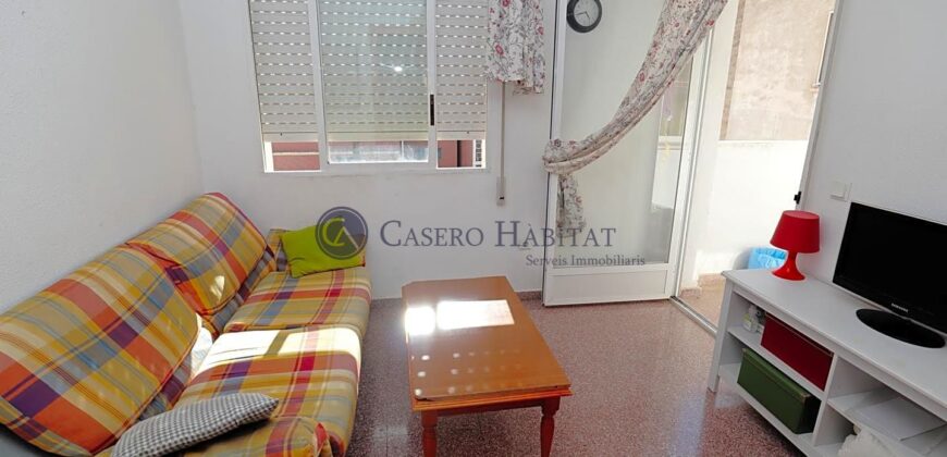 PISO GRANDE CON DOS BALCONES, GARAJE Y TRASTERO