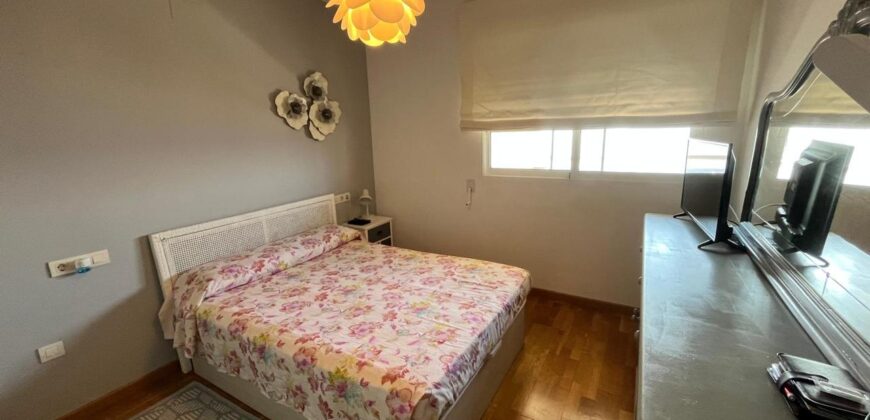 ATICO CENTRICO CON GARAJA, TRASTERO, GRAN TERRAZA Y PISCINA COMUNITARIA