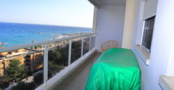 ATICO CENTRICO CON GARAJA, TRASTERO, GRAN TERRAZA Y PISCINA COMUNITARIA