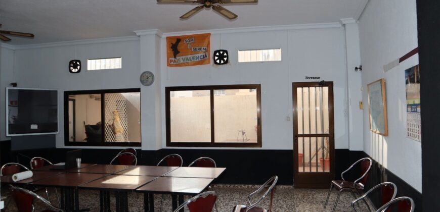 Local en alquiler en Calle Constitución