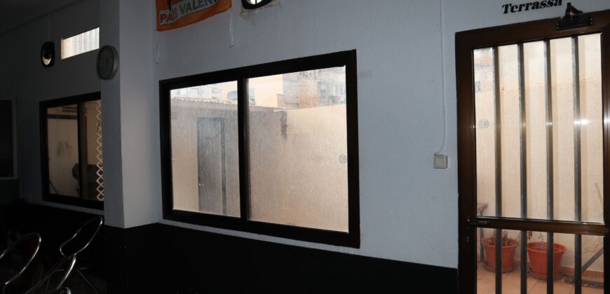 Local en alquiler en Calle Constitución